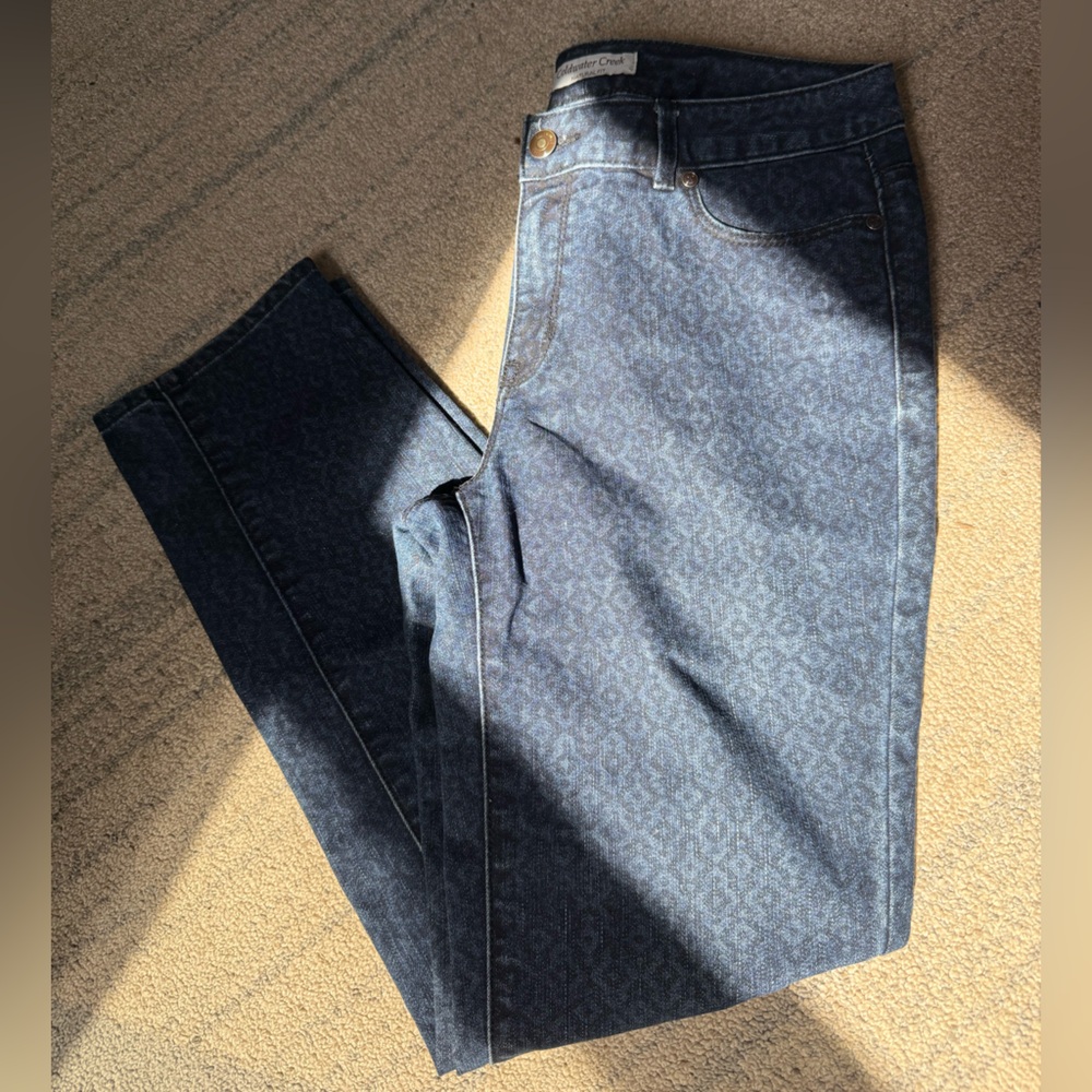 Coldwater Creek Women's Size 4 Dark Blue Straight Leg Jeans with Subtle Pattern